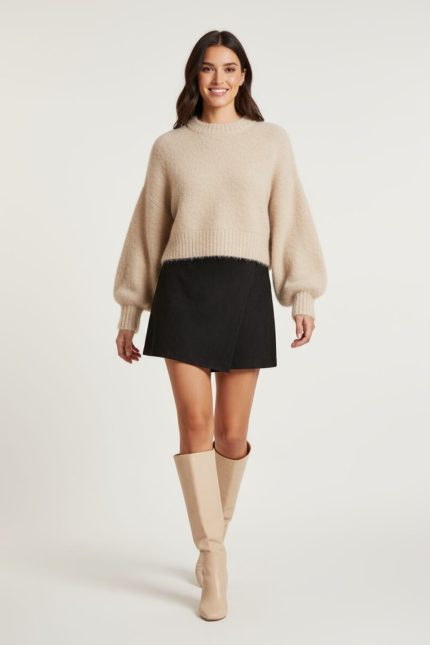 Nantia Suede Skorts in black