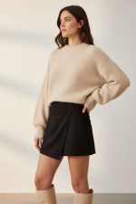 Nantia Suede Skorts in black