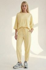 Apri Loose Viscose T-Shirt  in butter yellow