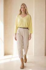 katia knitted top in yellow από modal viscose με απαλή fluffy υφή. One Size έως X-Large. Premium boutique ρούχα στο White Tie Boutique.