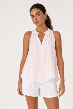 ΚΩΔ: 27426  Χαρακτηριστικά Προϊόντος • Κωδικός: 27426 • Γραμμή: Άνετη – αέρινη εφαρμογή • Σχέδιο: Αμάνικο με φαρδιά ράντα • Λαιμόκοψη: Mao neck • Μήκος: Ασύμμετρο • Ύφασμα: Viscose – μαλακό & ανάλαφρο • Μέγεθος: One Size (καλύπτει έως X-Large) • Κατάλληλη για ευαίσθητα δέρματα  Φροντίδα • Πλύσιμο έως 30°C • Χωρίς στύψιμο • Σιδέρωμα σε κανονική θερμοκρασία