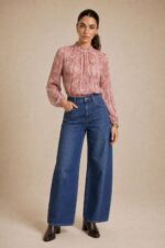 Neckhalter Sheer Pattern Top in pink