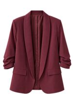 Shop the look Fall Skort edition Ένα ολοκληρωμένο fall look σε burgundy, brown & beige αποχρώσεις, σχεδιασμένο για εύκολο day-to-night styling. Το floral draped top δίνει θηλυκότητα, το skort κρατά το look άνετο και σύγχρονο, ενώ το burgundy blazer ολοκληρώνει το outfit με πιο polished χαρακτήρα. Shop the complete look & get -20% ✨ Angel Skort in taupe Draped Floral Top Jackie Jacket in Burgundy 